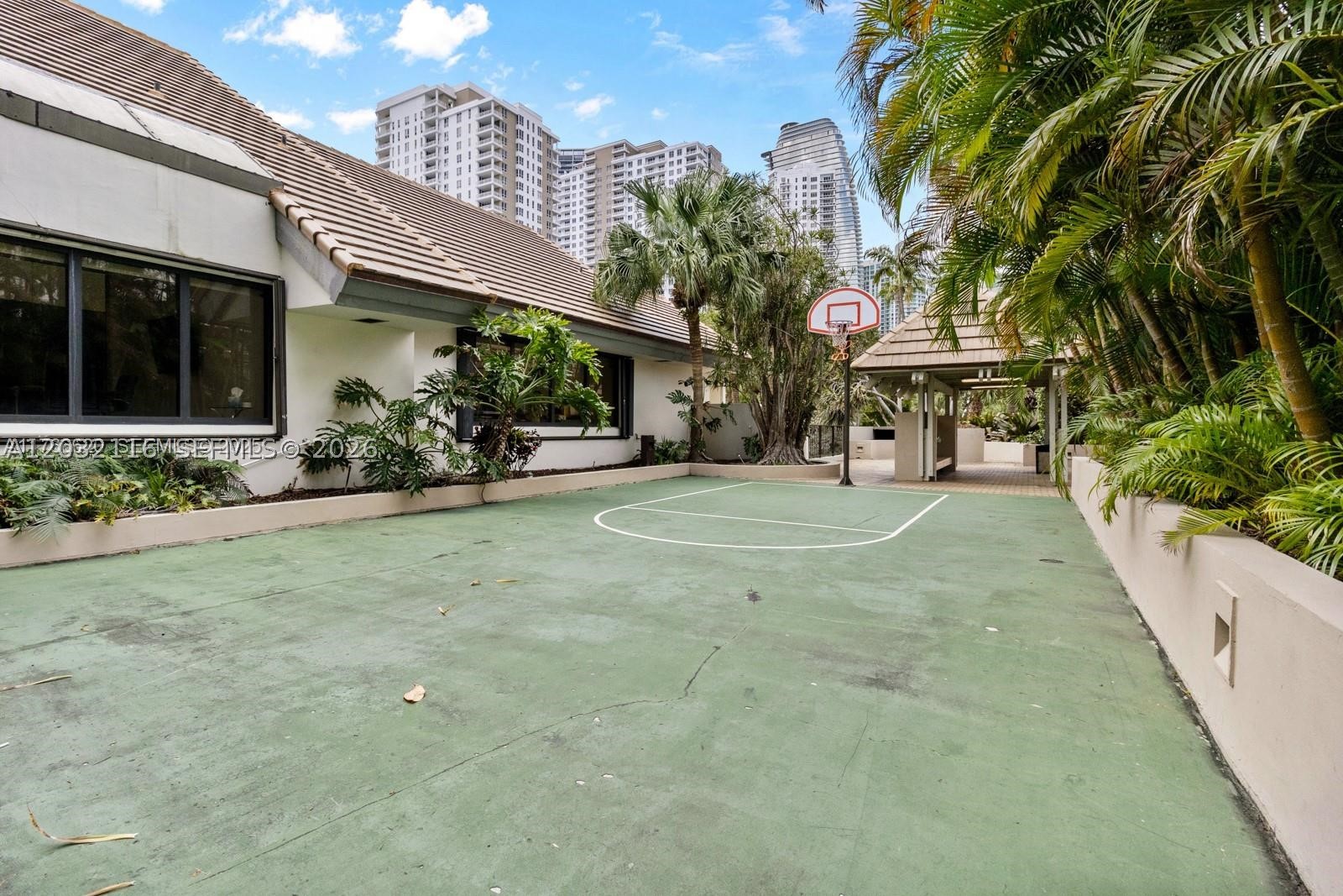BRICKELL KEY ONE CONDO - Residential Lease