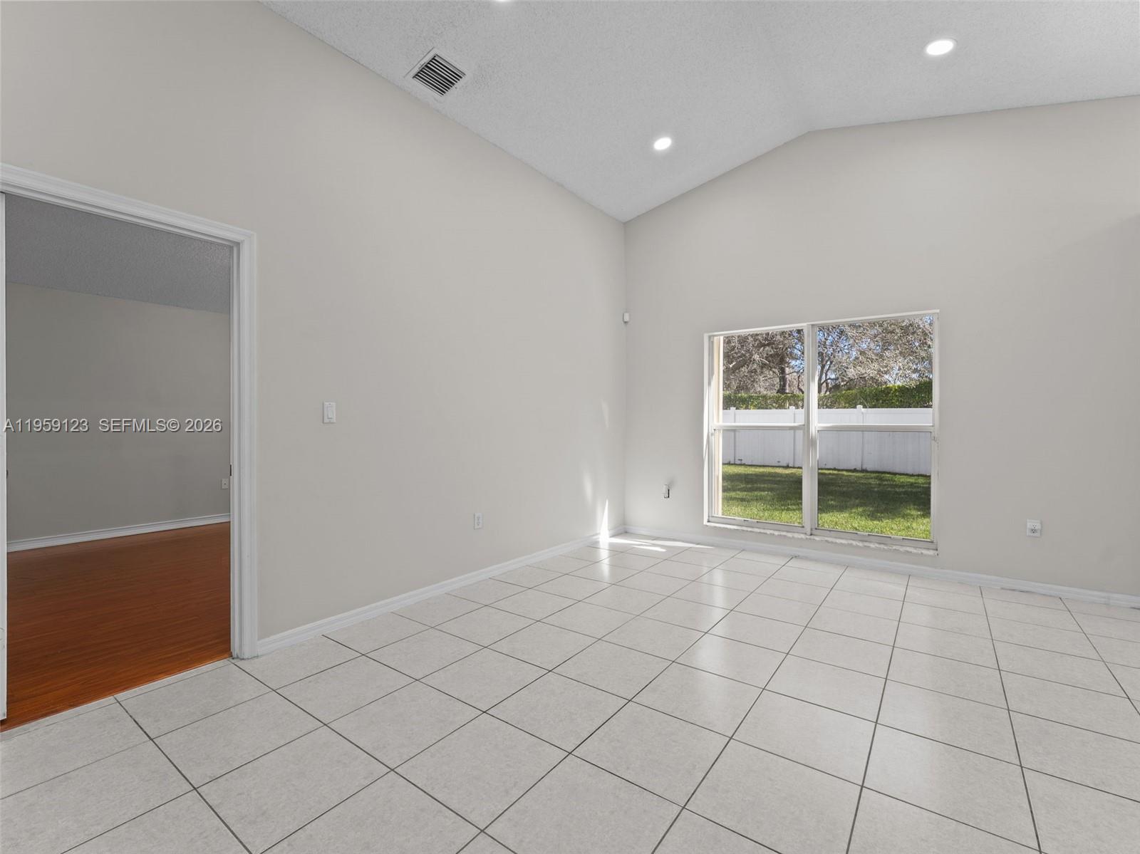 PEMBROKE FALLS PHASE 7 - Residential