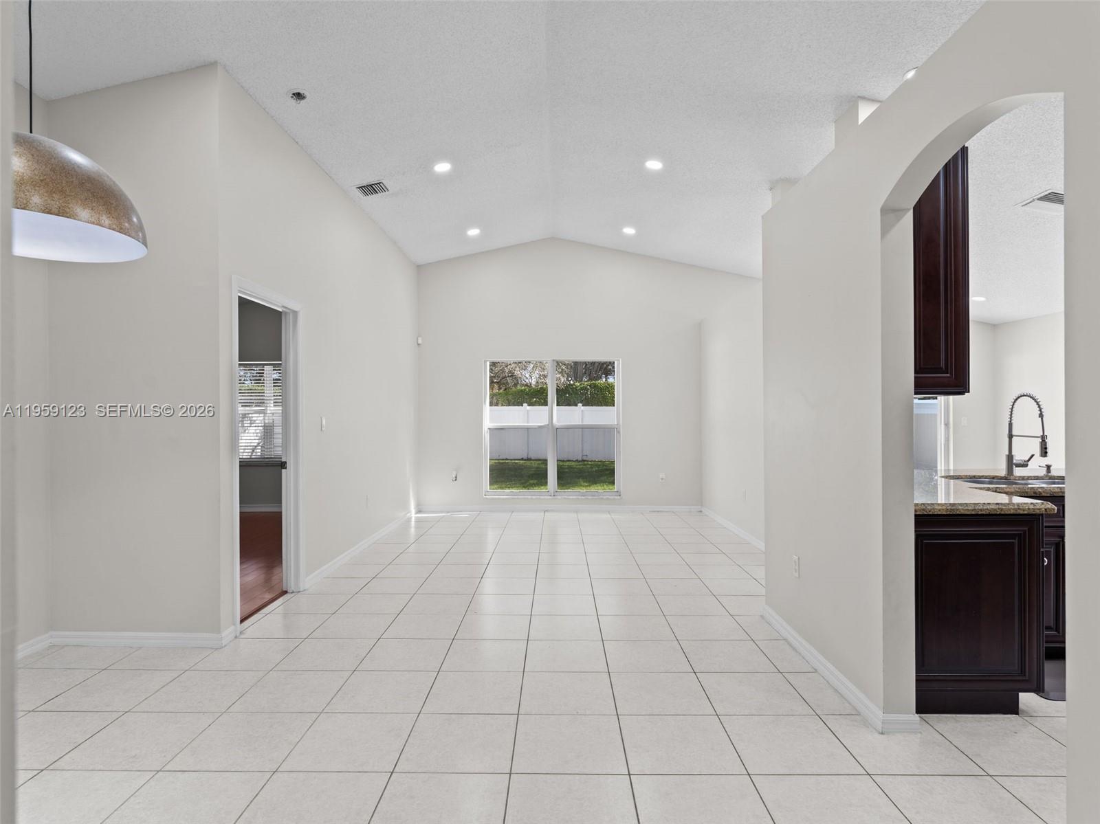 PEMBROKE FALLS PHASE 7 - Residential