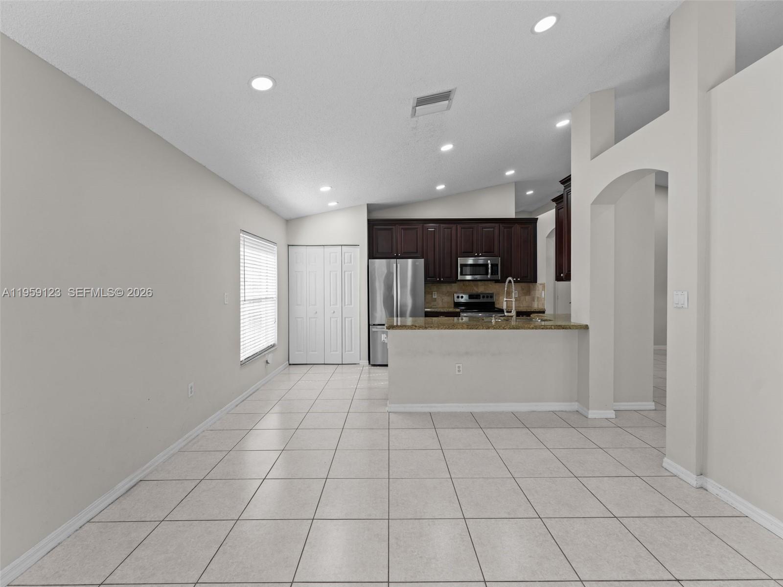 PEMBROKE FALLS PHASE 7 - Residential