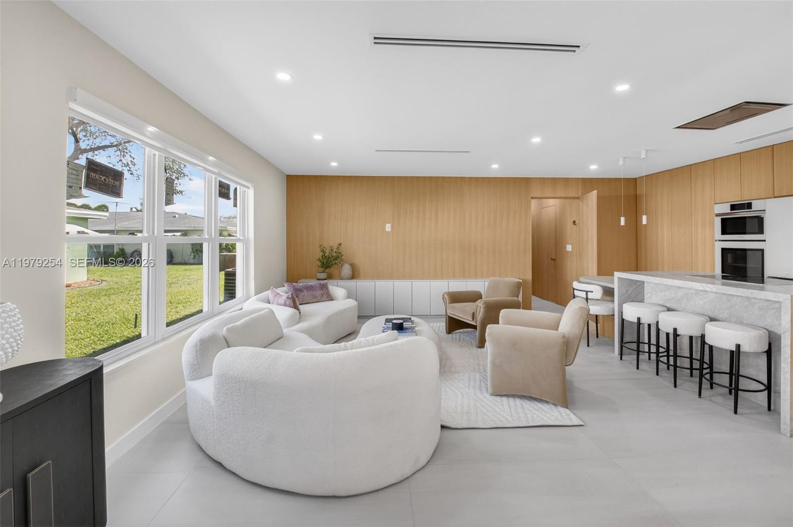 PINE POINT VILLAS CONDO - Residential