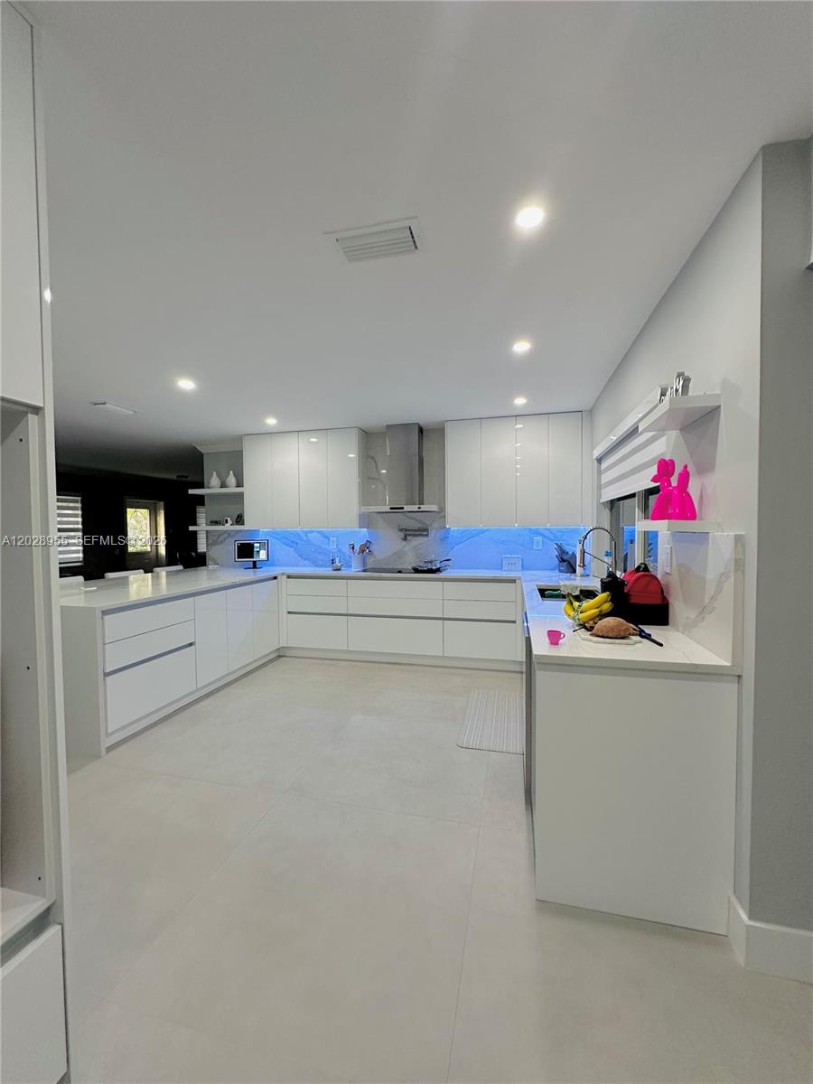 PLANTATION PARK LAKESITES - Residential Lease