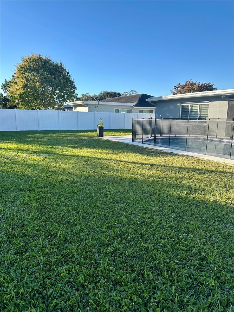 PLANTATION PARK LAKESITES - Residential Lease