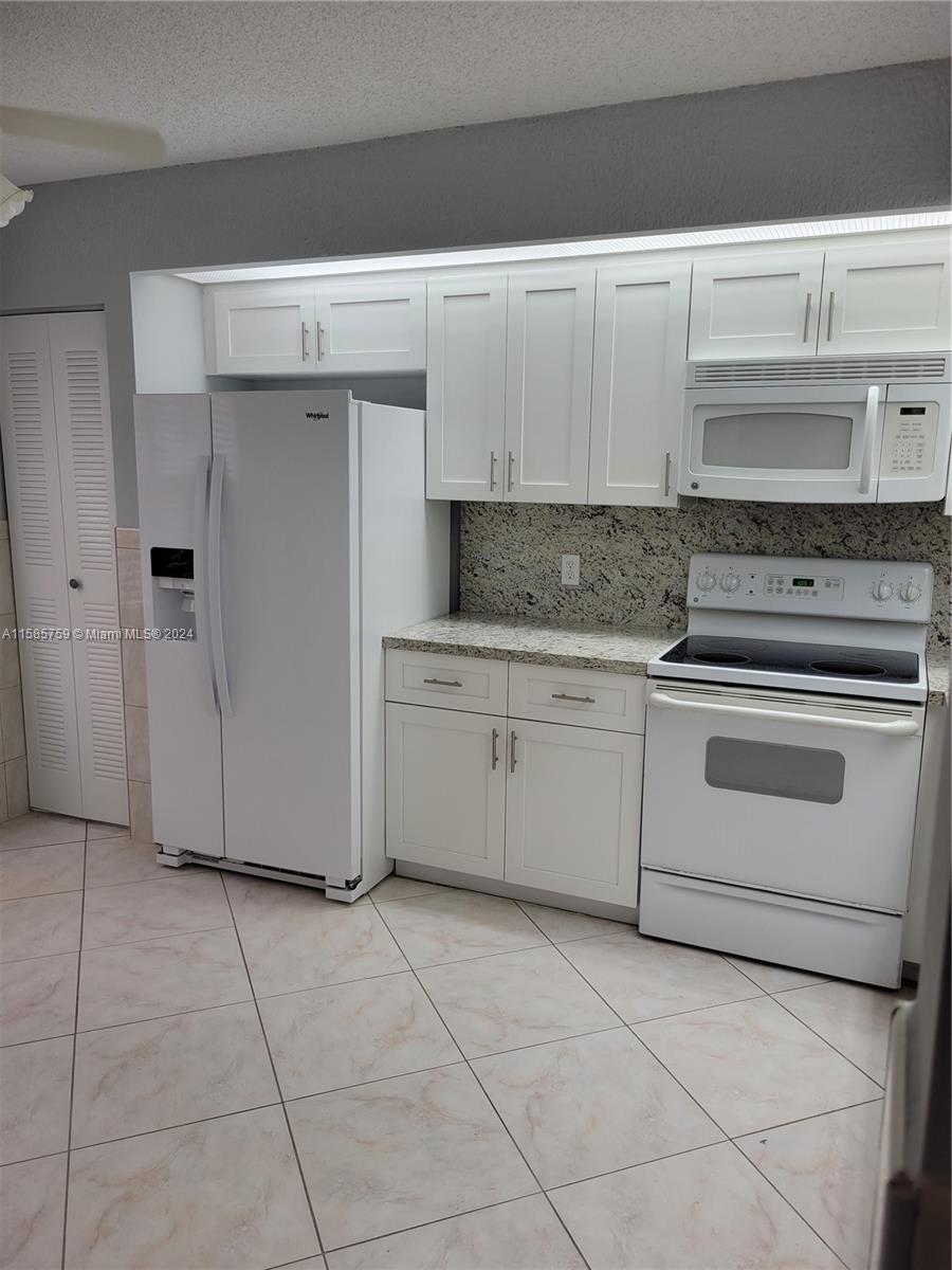 CAMBRIDGE AT CENTURY VILL - Residential Lease
