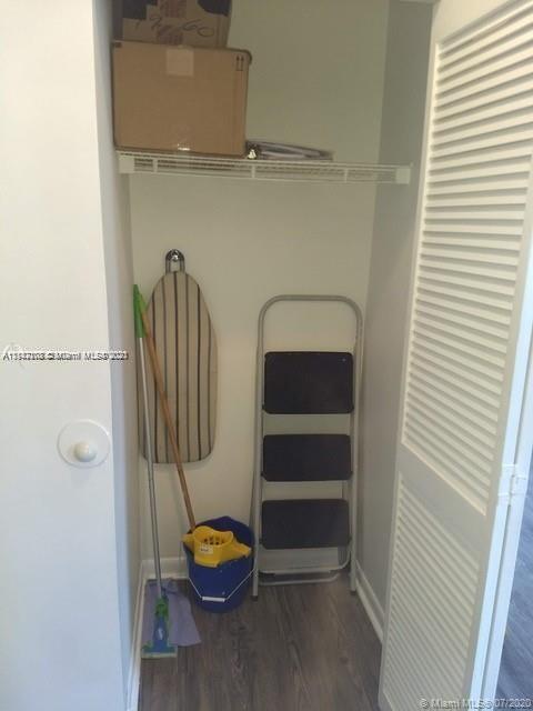 DORANN CONDO - Residential Lease