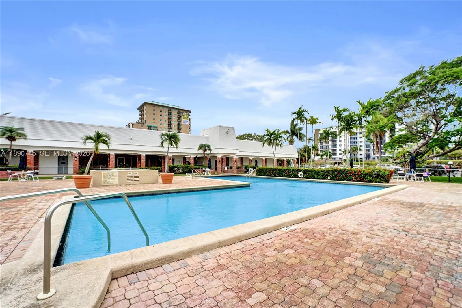 DANIANS SOUTH CONDO - Residential