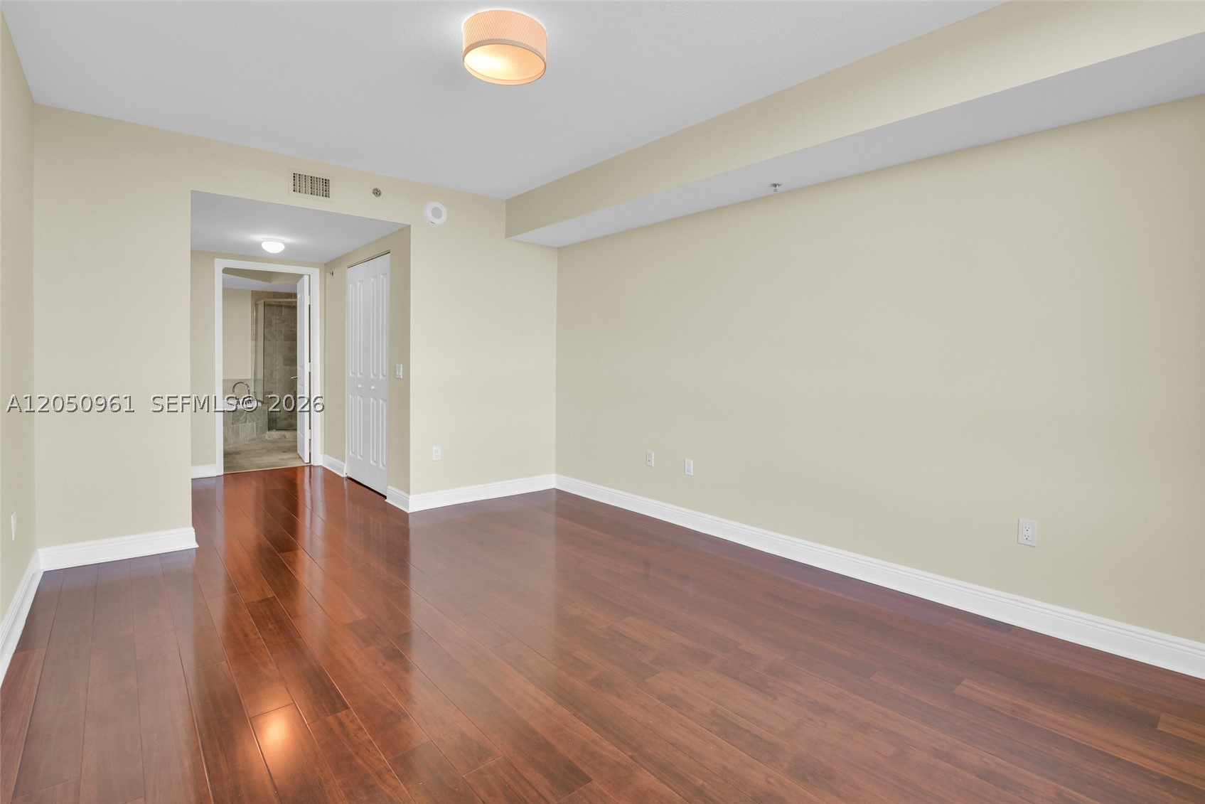 TAO SAWGRASS CONDOMINIUM - Residential Lease