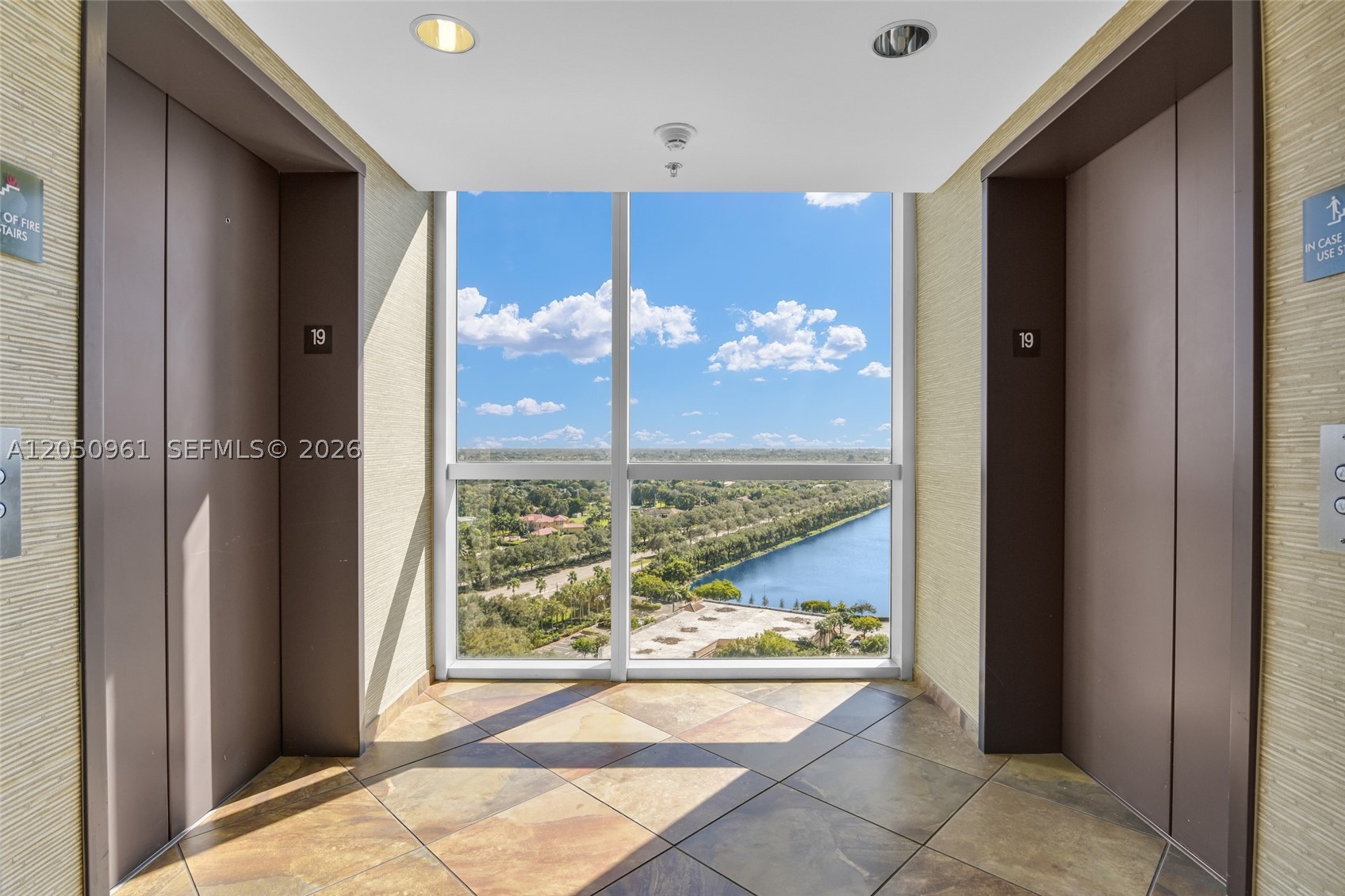 TAO SAWGRASS CONDOMINIUM - Residential Lease
