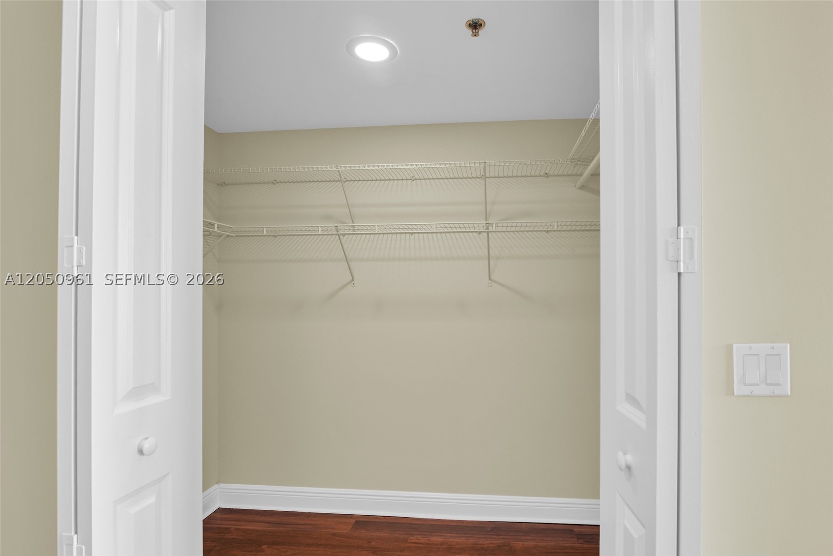 TAO SAWGRASS CONDOMINIUM - Residential Lease