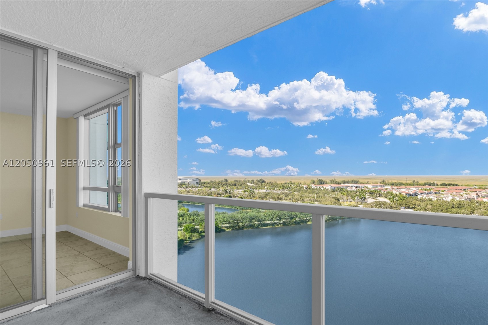 TAO SAWGRASS CONDOMINIUM - Residential Lease