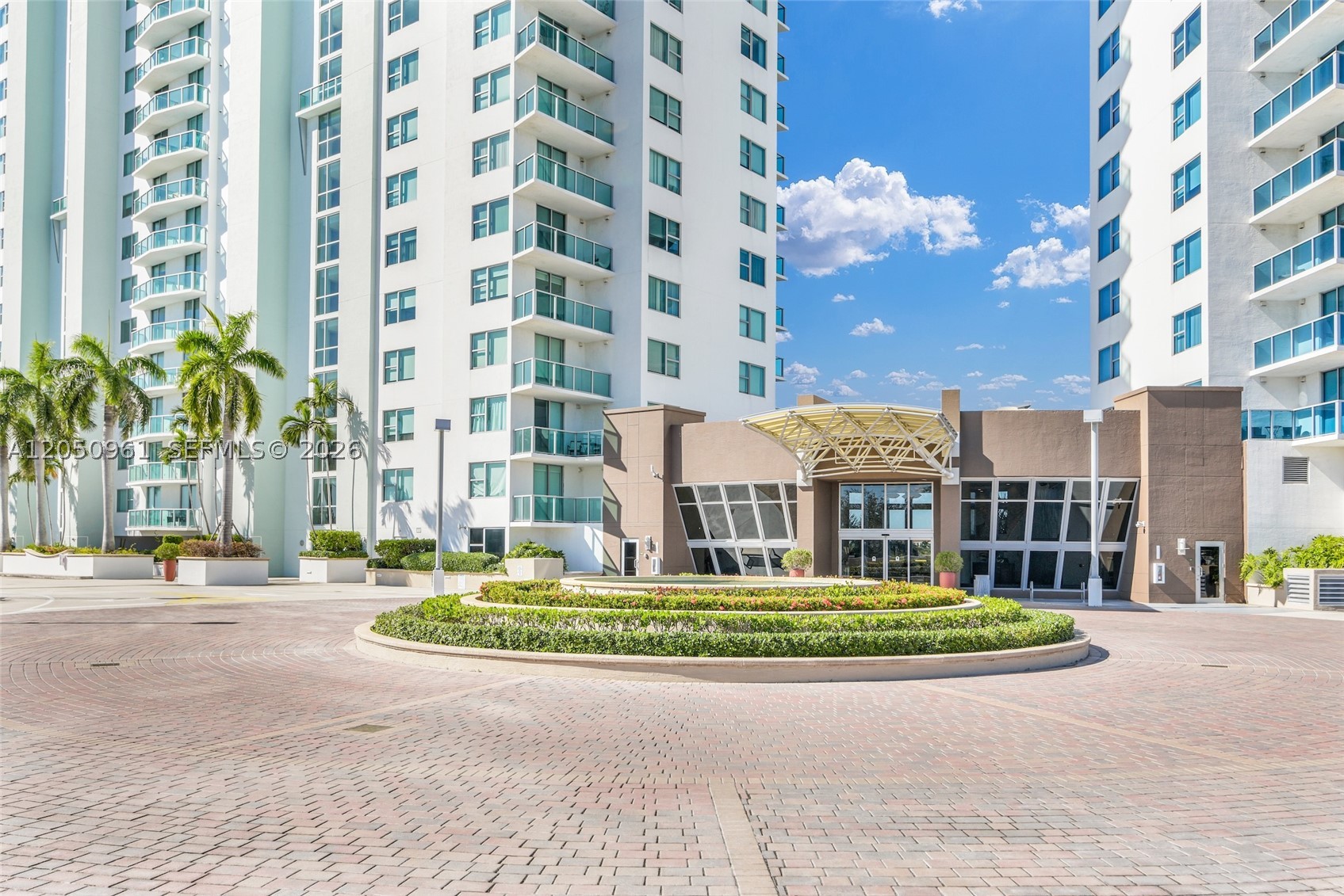 TAO SAWGRASS CONDOMINIUM - Residential Lease