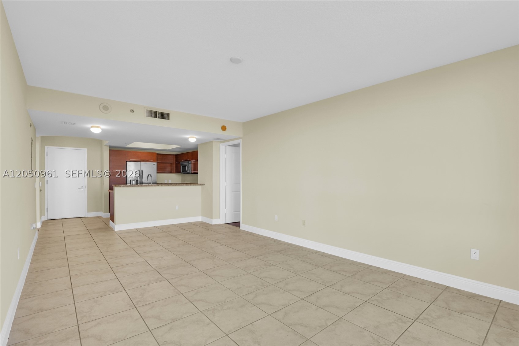 TAO SAWGRASS CONDOMINIUM - Residential Lease