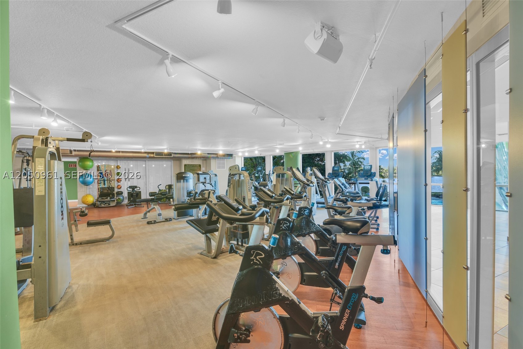 TAO SAWGRASS CONDOMINIUM - Residential Lease