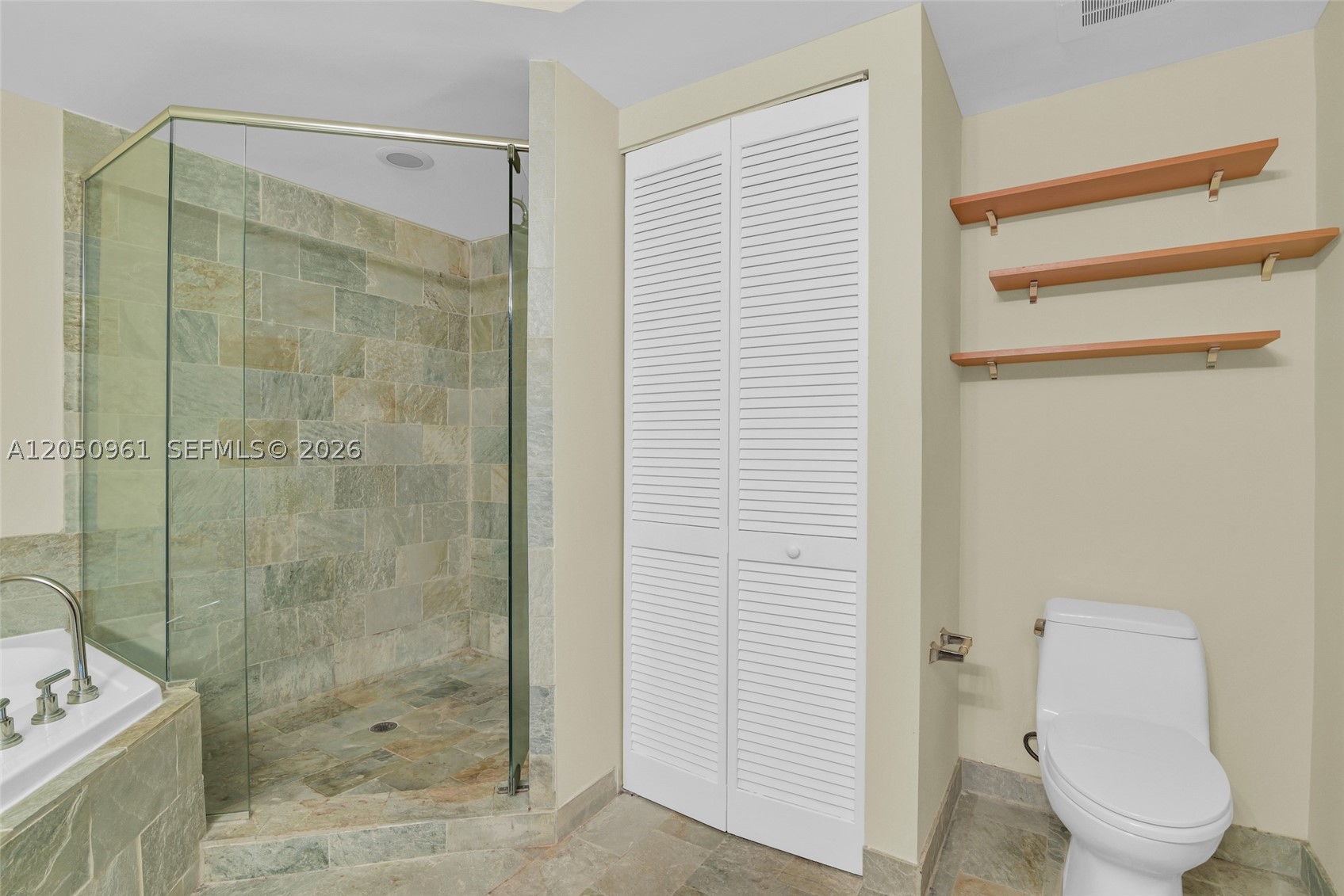 TAO SAWGRASS CONDOMINIUM - Residential Lease