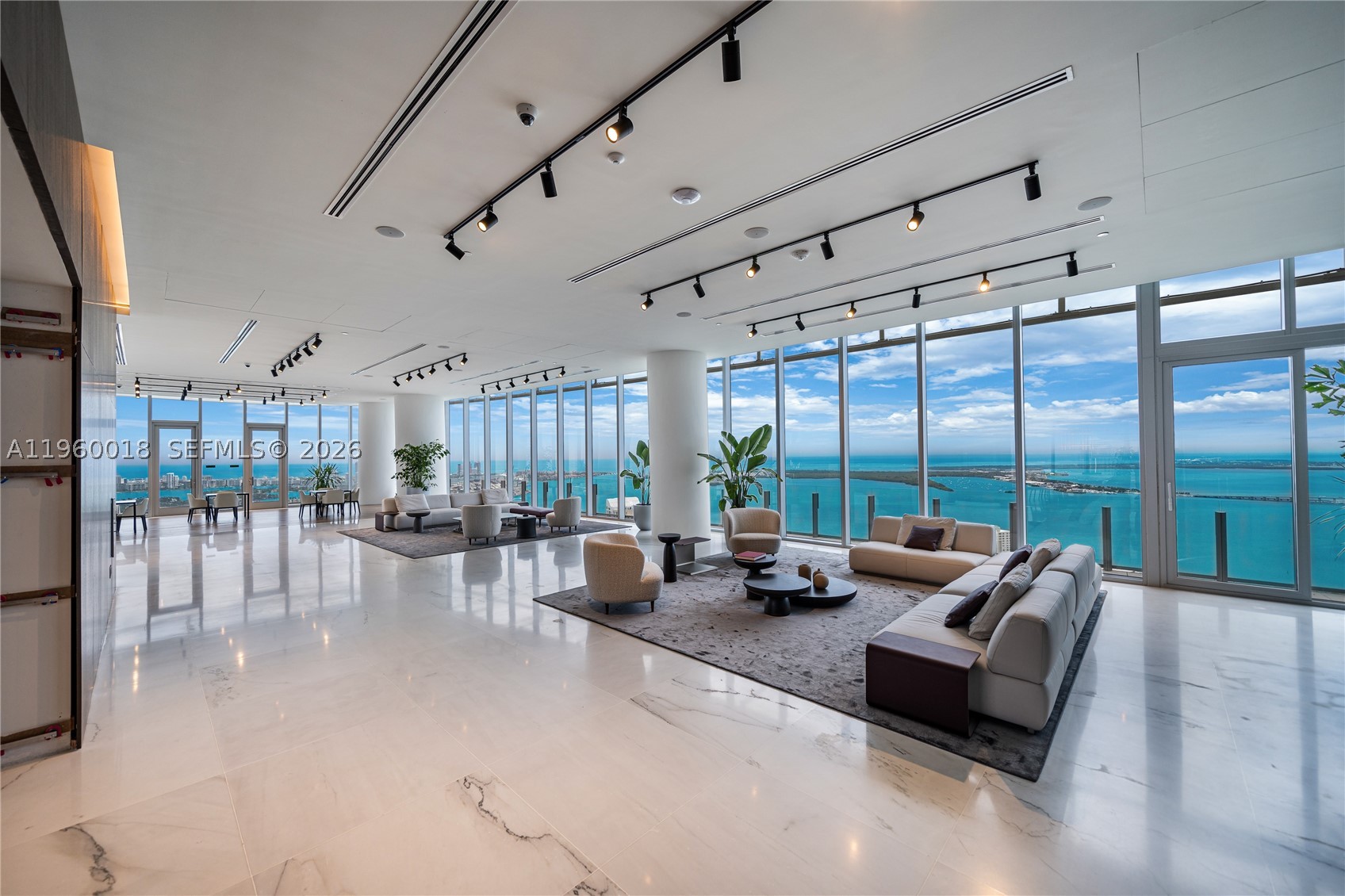 DUPONT PLAZA - Residential