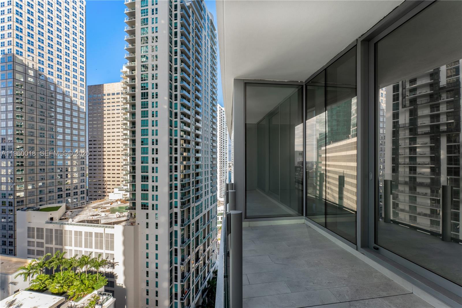 DUPONT PLAZA - Residential