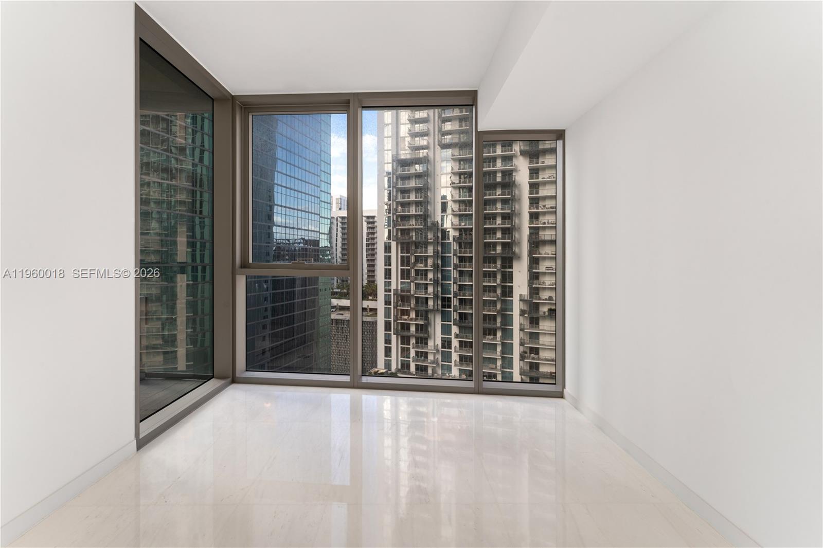 DUPONT PLAZA - Residential