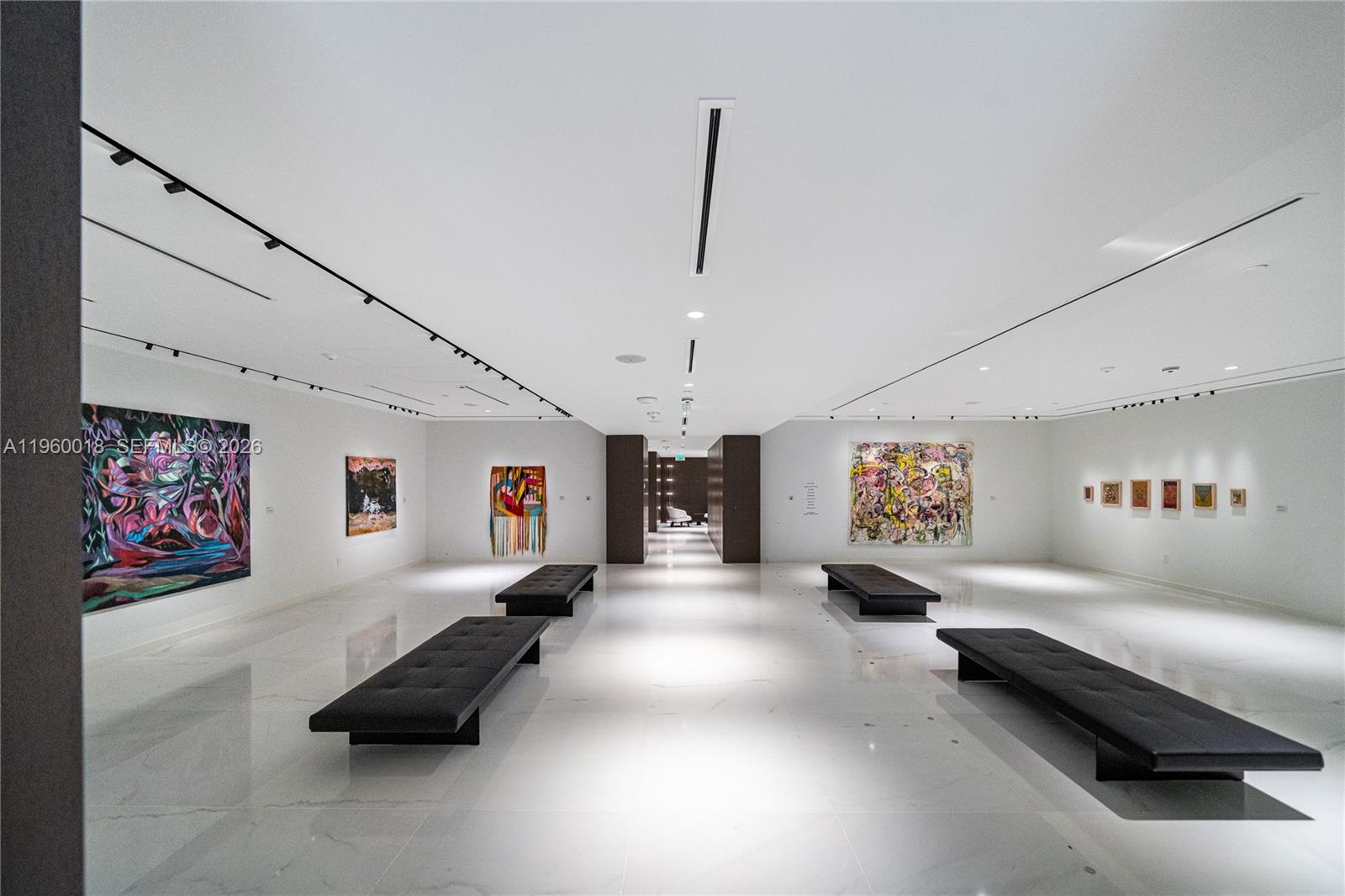 DUPONT PLAZA - Residential