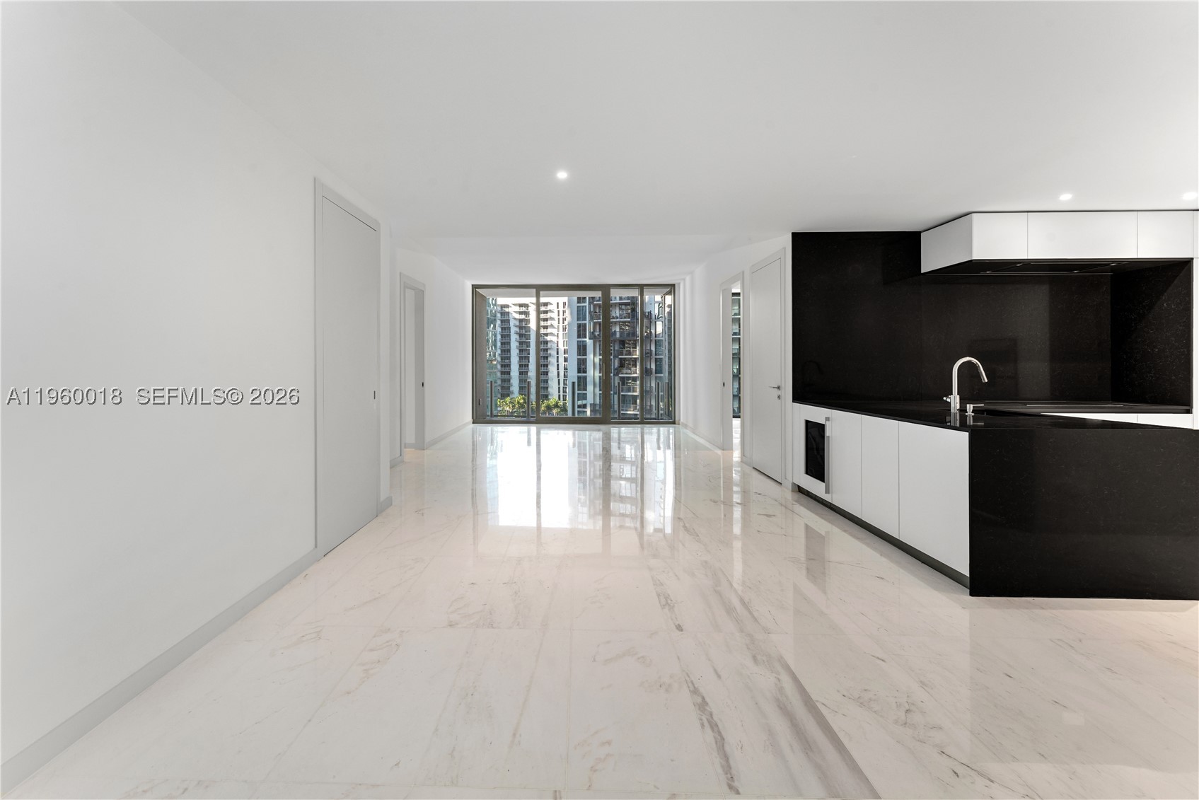 DUPONT PLAZA - Residential