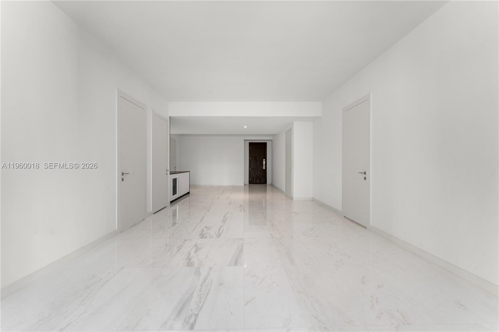 DUPONT PLAZA - Residential