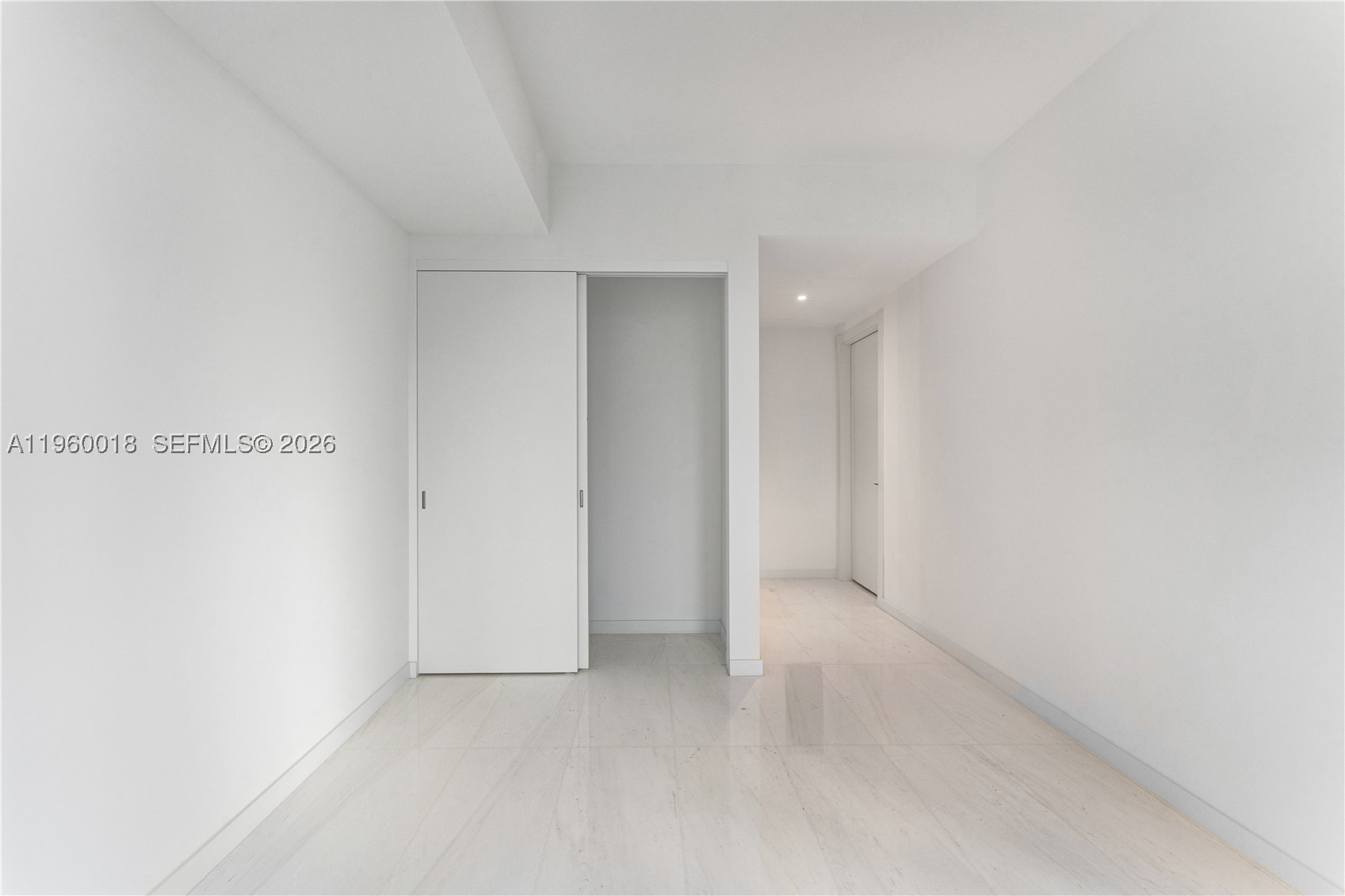 DUPONT PLAZA - Residential