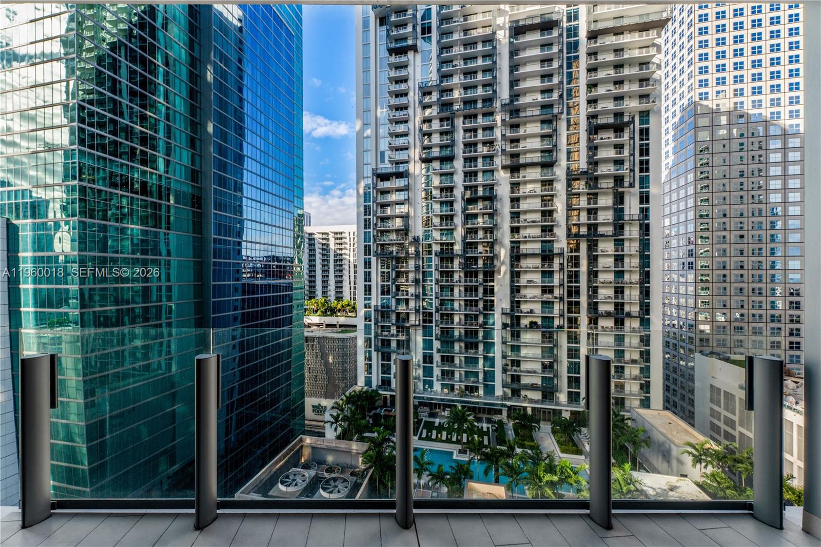 DUPONT PLAZA - Residential