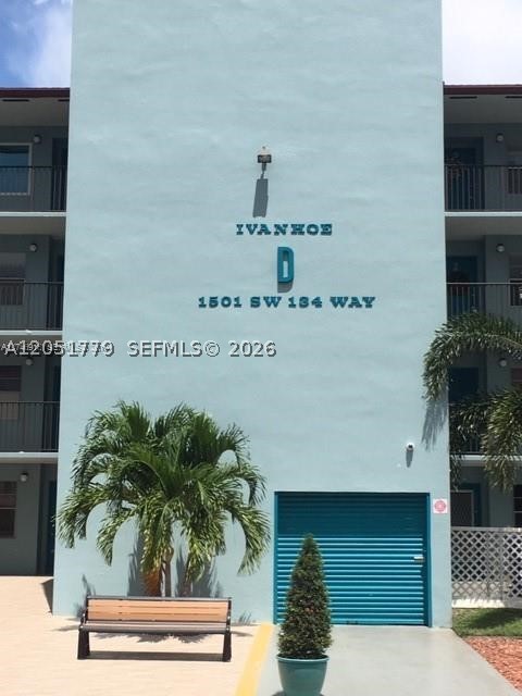 IVANHOE WEST AT CENTURY V - Residential