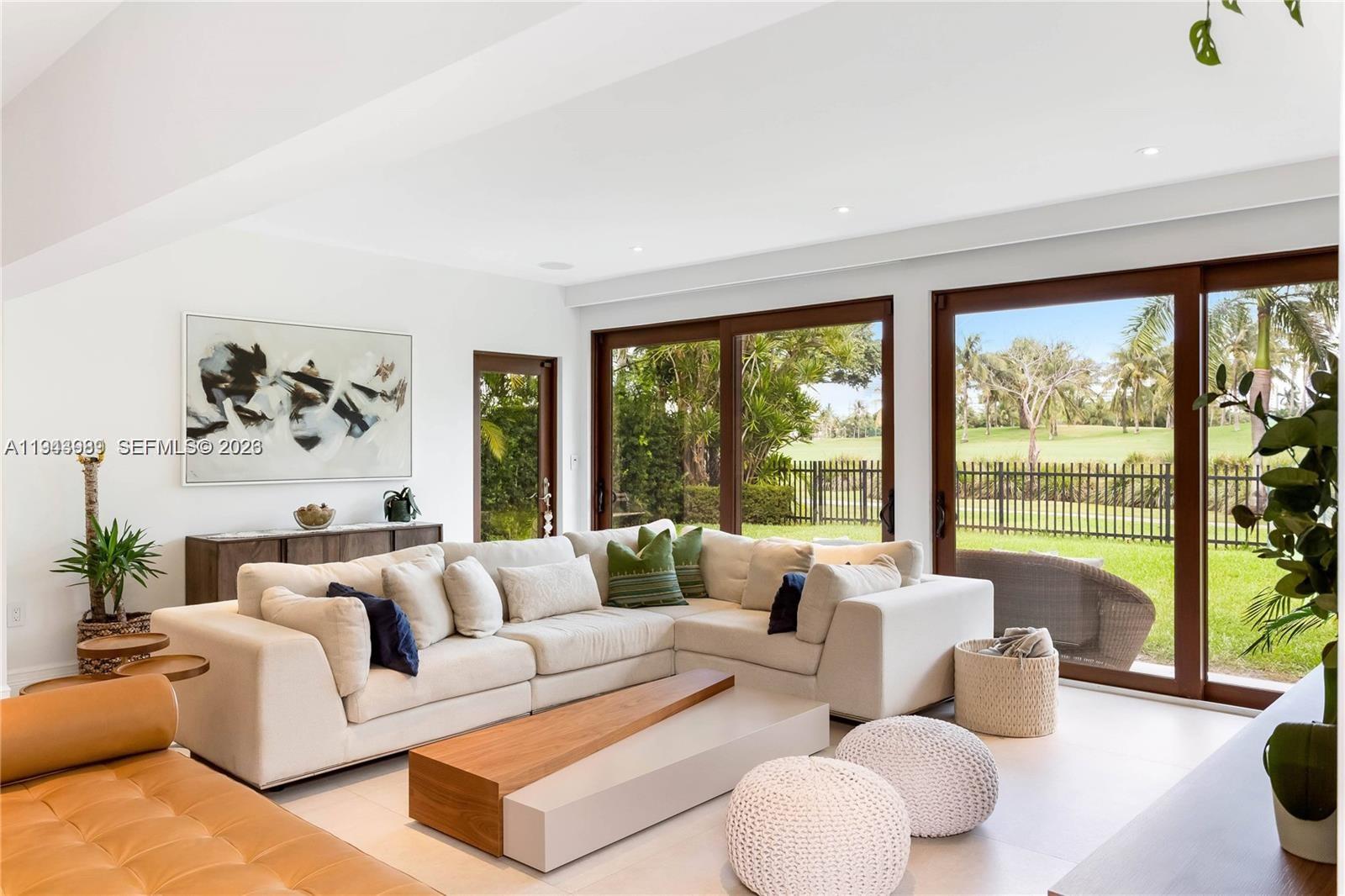 LA GORCE GOLF SUB - Residential Lease