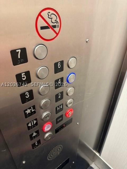 LONDON TOWERS CONDO - Residential