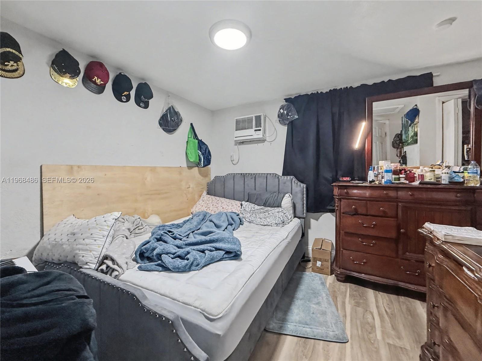 GARDEN CITY - Residential Income