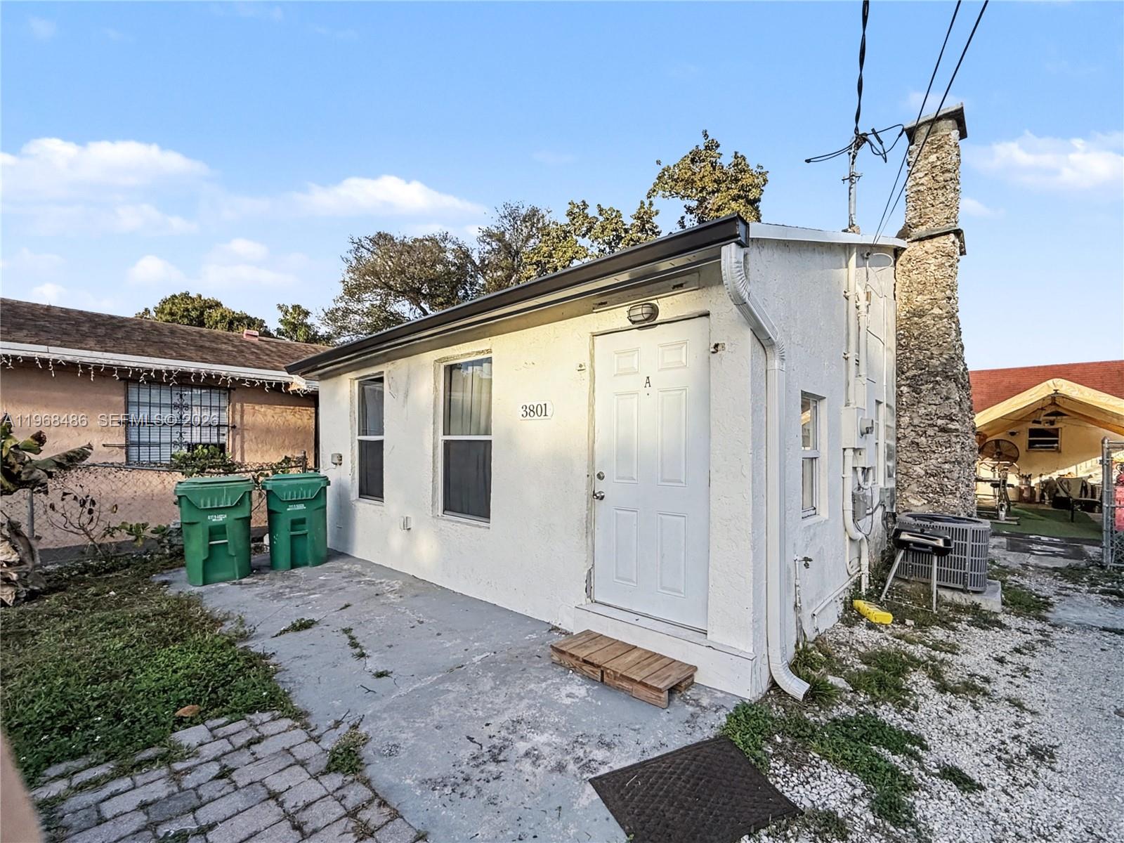 GARDEN CITY - Residential Income