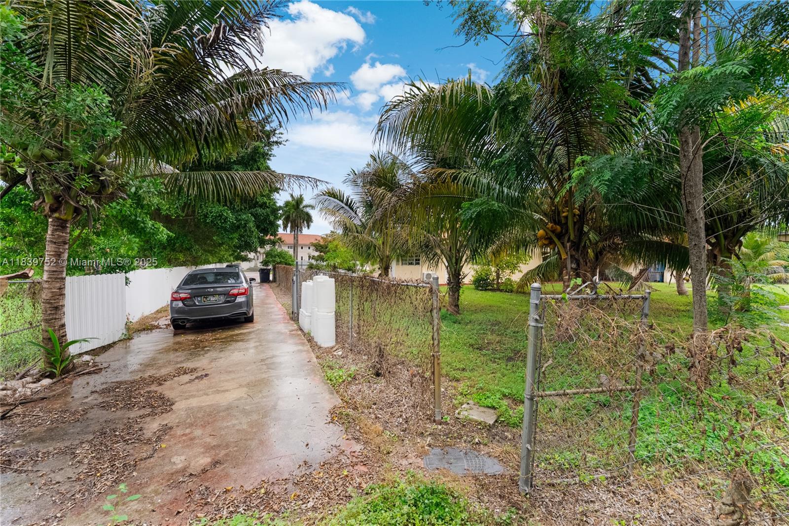SWEETWATER ESTS SUB - Residential