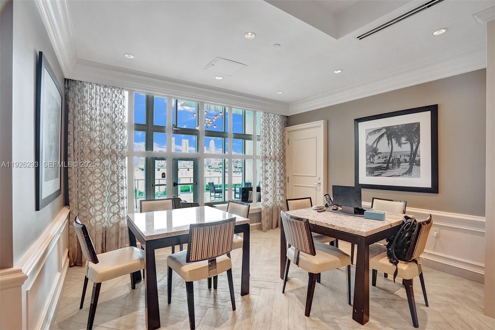 THE PENINSULA CONDO - Residential
