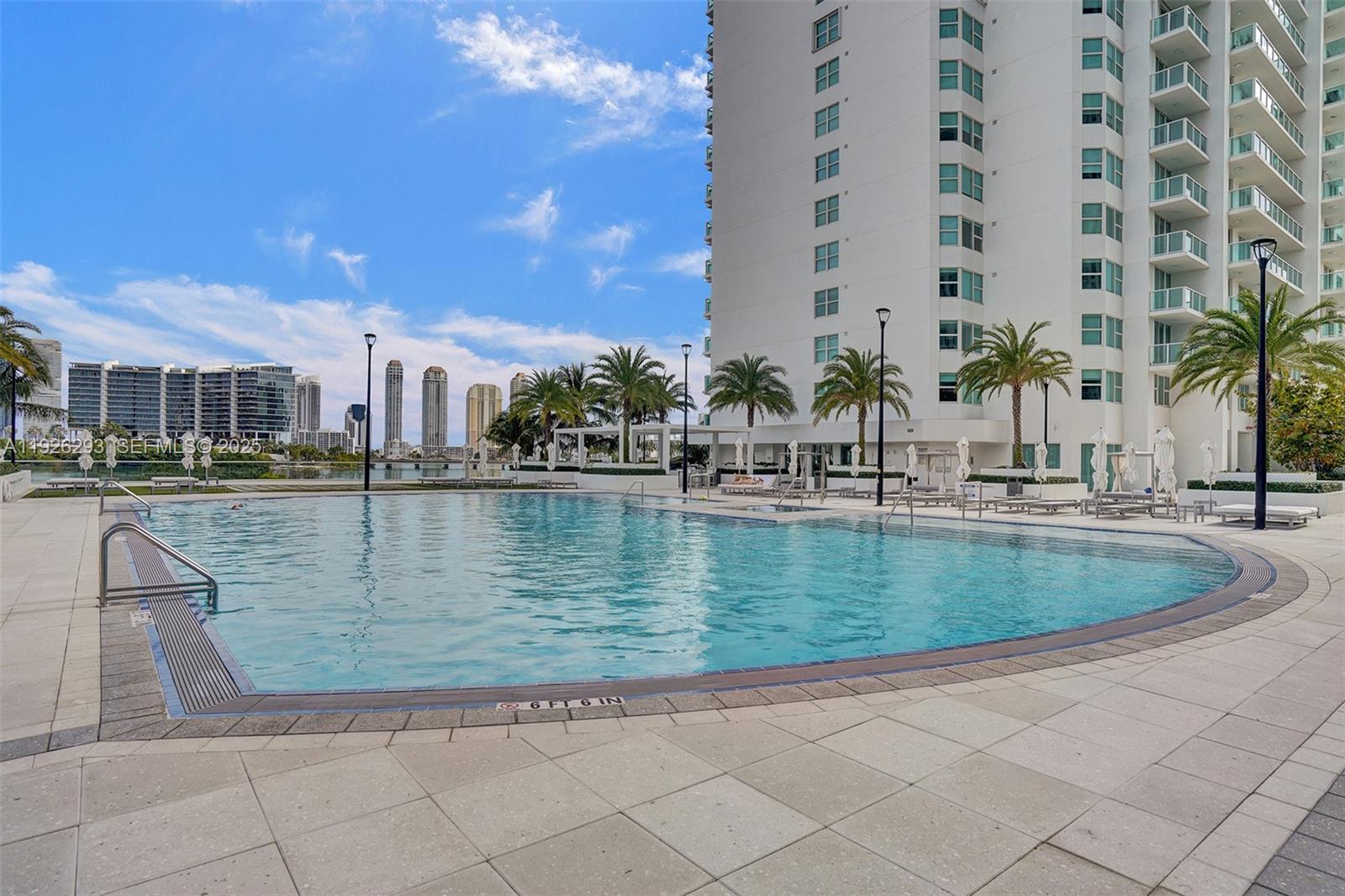 THE PENINSULA CONDO - Residential