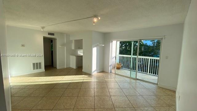The spacious 4th-floor corner unit features 2 bedrooms and 2+ bathrooms, making it a perfect fit for those seeking a luxurious lifestyle in one of South Florida's most desirable neighborhoods. Located just blocks away from some of Coconut Grove's hippest spots, this condo is located minutes away from Brickell, downtown Gables, Wynwood/ Design District, and Miami Beach among others. Don't miss out on this opportunity to live in one of South Florida's most vibrant communities!
Across from the Subway station that takes you directly to Downtown Brickell or Dadeland. 
Freshly repaint.