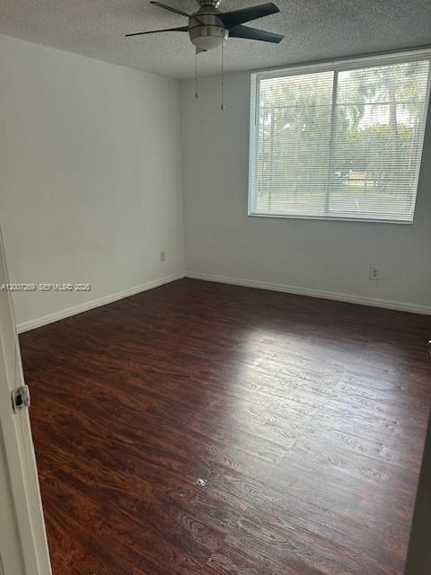 WINDWARD LAKES CONDO - Residential