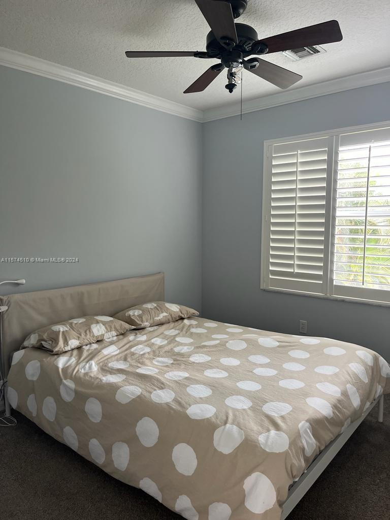 WELLINGTONS EDGE PAR 76 P - Residential Lease