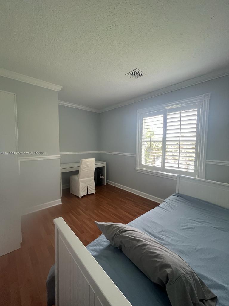 WELLINGTONS EDGE PAR 76 P - Residential Lease