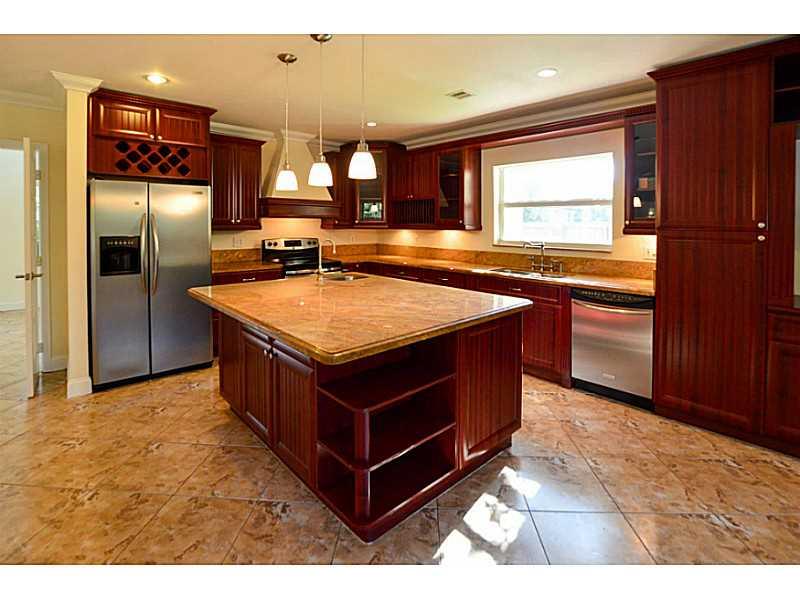 27 55 40 SOUTHWOOD 1ST AD - Residential
