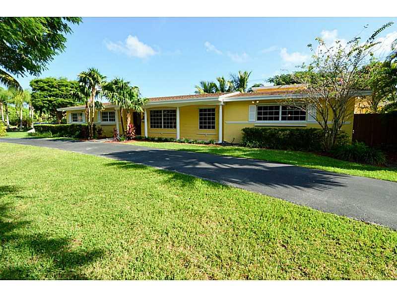 27 55 40 SOUTHWOOD 1ST AD - Residential