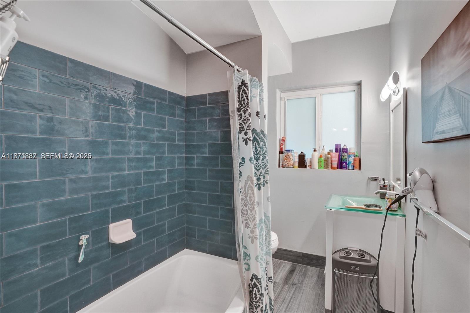 MIAMI SHORES SEC 1 AMD - Residential