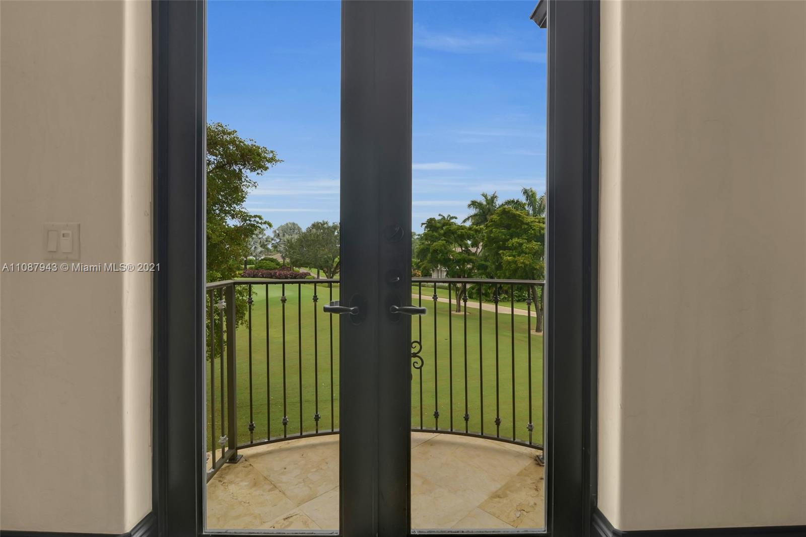 ST ANDREWS COUNTRY CLUB 2 - Residential