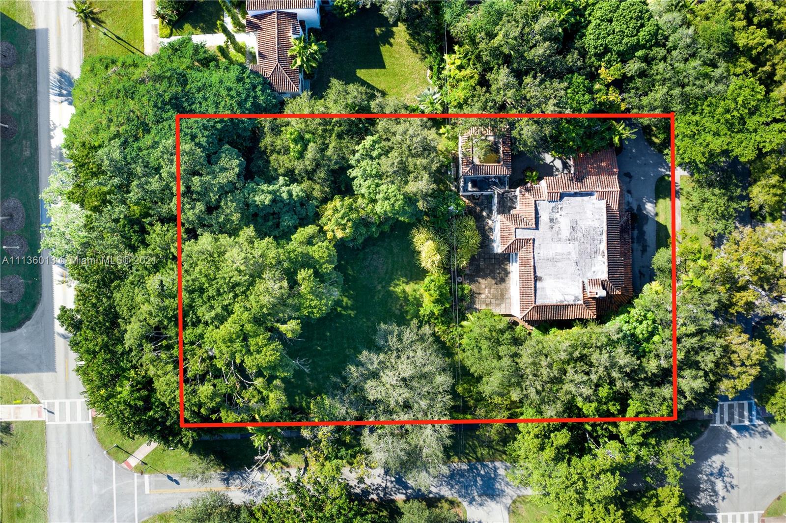 CORAL GABLES COUNTRY C SE - Residential
