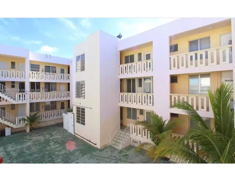 TOWER EAST INCORPORATED C - Residential Lease