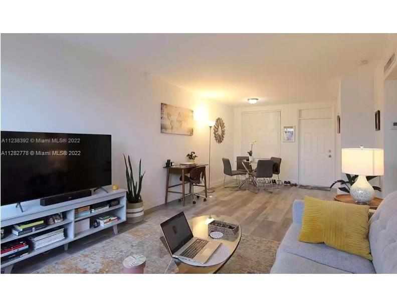 TOWER EAST INCORPORATED C - Residential Lease