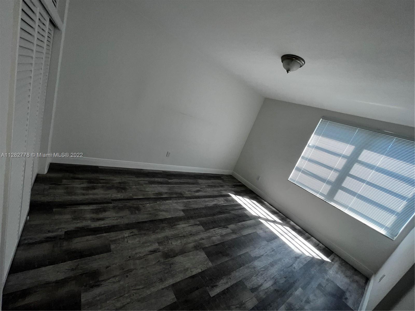 TOWER EAST INCORPORATED C - Residential Lease