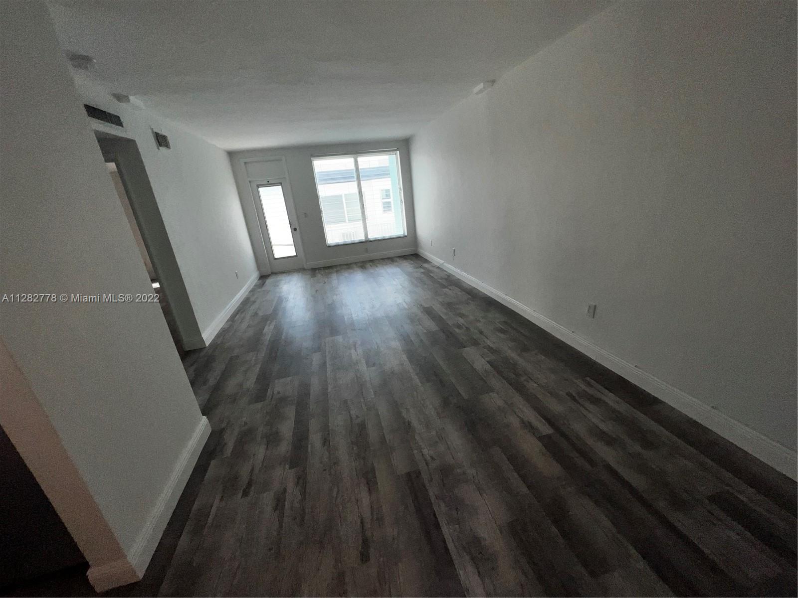 TOWER EAST INCORPORATED C - Residential Lease