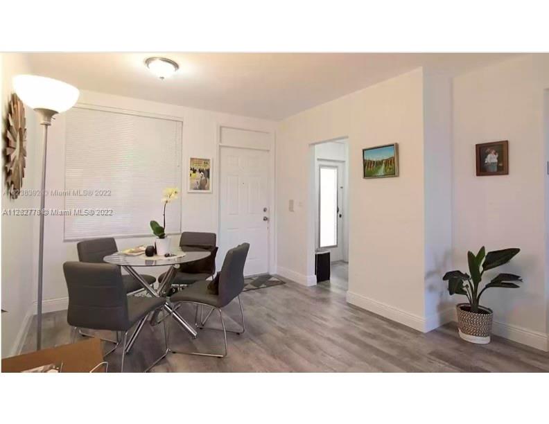 TOWER EAST INCORPORATED C - Residential Lease