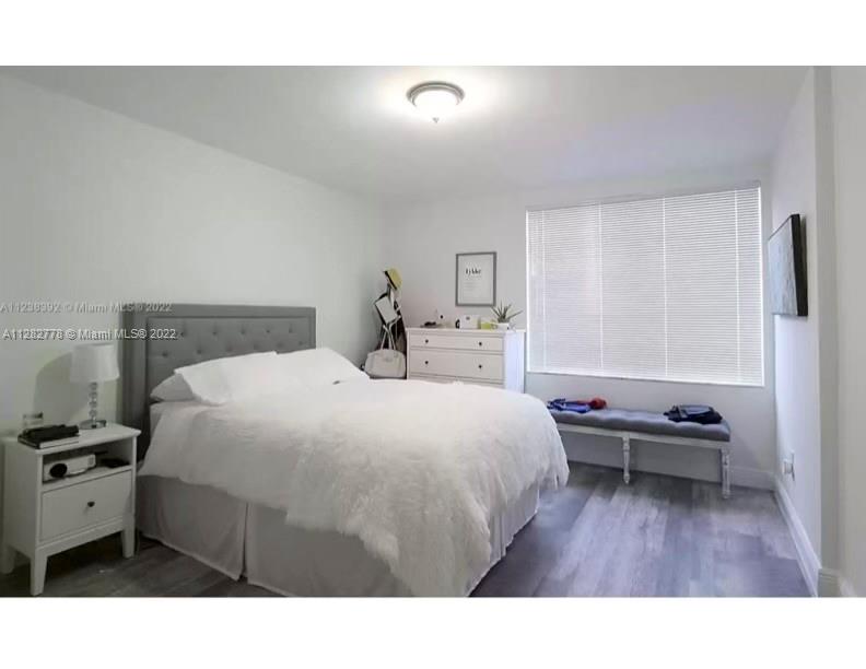 TOWER EAST INCORPORATED C - Residential Lease