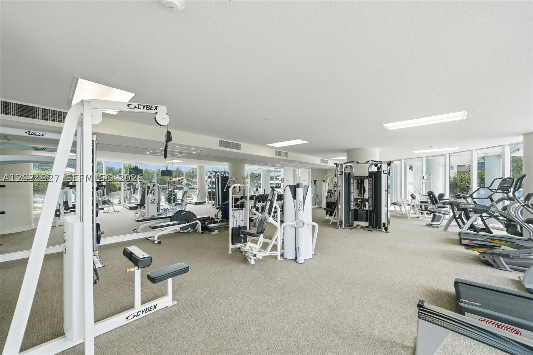 LA RIVE CONDO - Residential